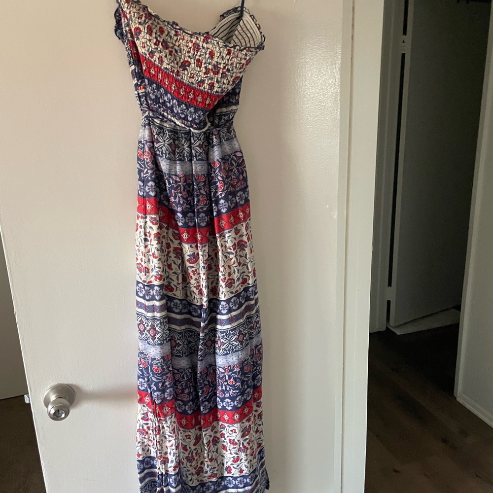 Super cute maternity dress with string tassel belt